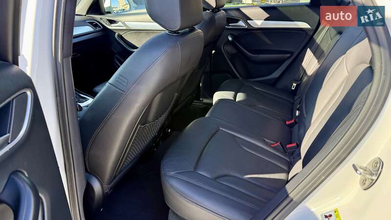 Позашляховик / Кросовер Audi Q3 2018 в Києві