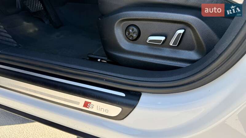 Позашляховик / Кросовер Audi Q3 2018 в Києві