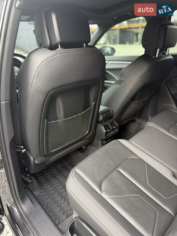 Позашляховик / Кросовер Audi Q3 2020 в Шепетівці фото 23 Позашляховик / Кросовер Audi Q3 2020 в Шепетівці