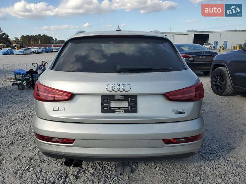 Позашляховик / Кросовер Audi Q3 2016 в Луцьку