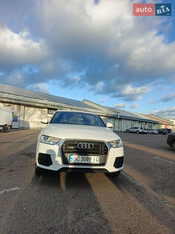 Позашляховик / Кросовер Audi Q3 2015 в Львові