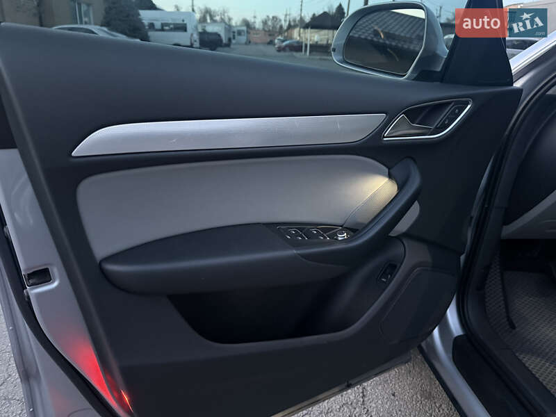 Внедорожник / Кроссовер Audi Q3 2015 в Днепре фото 38 Внедорожник / Кроссовер Audi Q3 2015 в Днепре