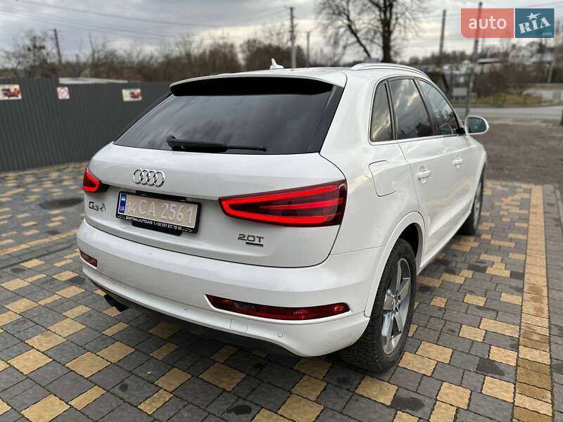 Внедорожник / Кроссовер Audi Q3 2015 в Львове