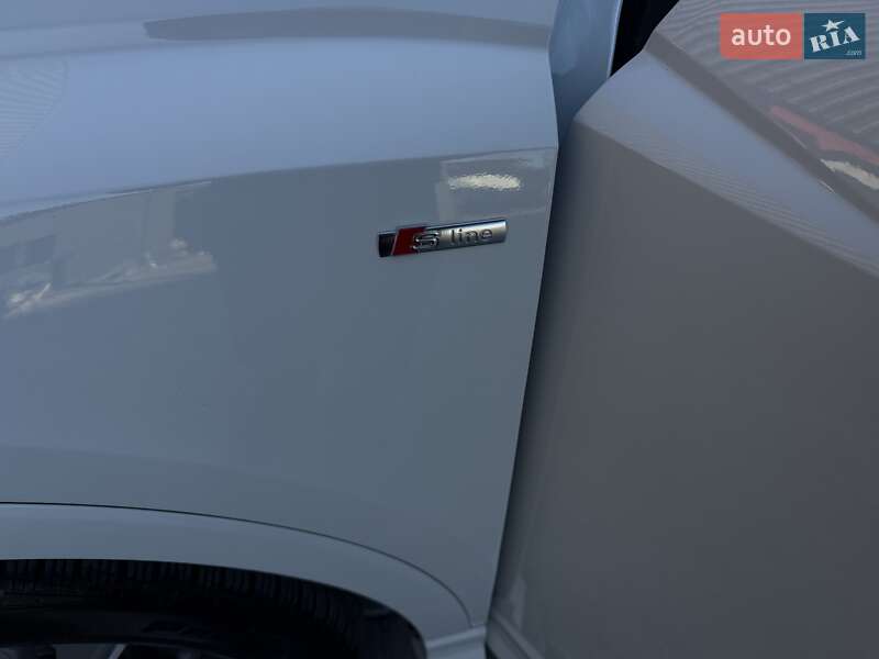 Позашляховик / Кросовер Audi Q3 2024 в Львові фото 35 Позашляховик / Кросовер Audi Q3 2024 в Львові