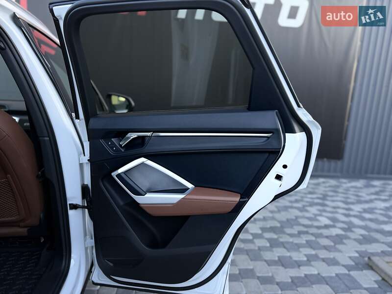 Позашляховик / Кросовер Audi Q3 2024 в Львові фото 88 Позашляховик / Кросовер Audi Q3 2024 в Львові