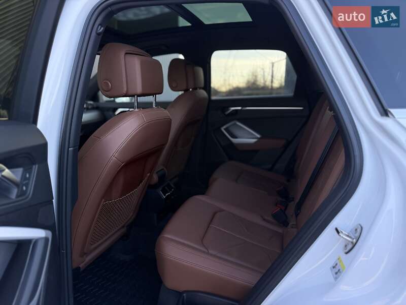 Позашляховик / Кросовер Audi Q3 2024 в Львові фото 94 Позашляховик / Кросовер Audi Q3 2024 в Львові