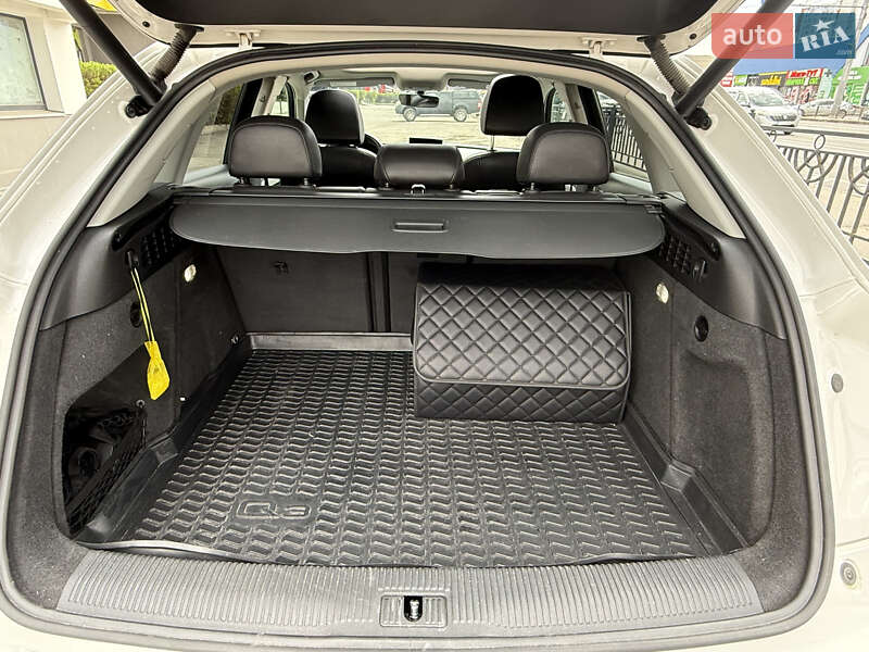 Позашляховик / Кросовер Audi Q3 2017 в Харкові