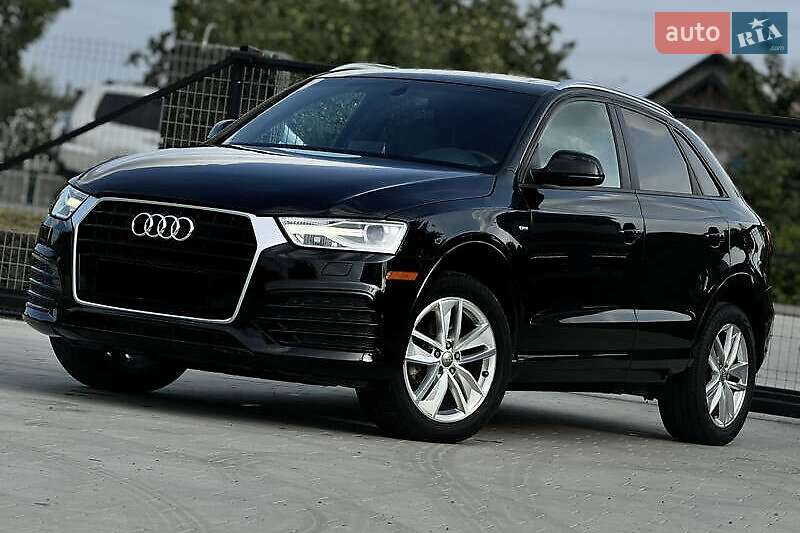 Внедорожник / Кроссовер Audi Q3 2017 в Львове