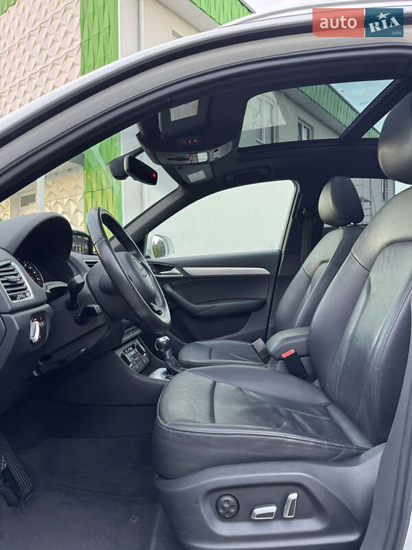 Внедорожник / Кроссовер Audi Q3 2018 в Владимире