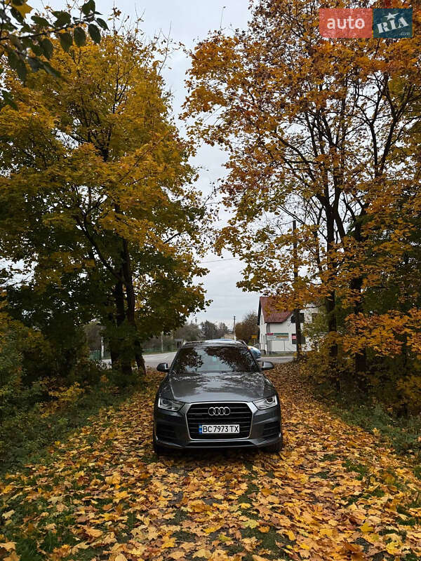 Внедорожник / Кроссовер Audi Q3 2015 в Самборе