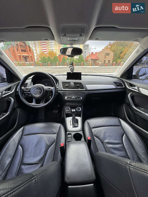 Внедорожник / Кроссовер Audi Q3 2014 в Киеве