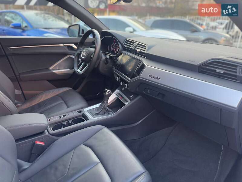 Внедорожник / Кроссовер Audi Q3 2020 в Одессе фото 19 Внедорожник / Кроссовер Audi Q3 2020 в Одессе