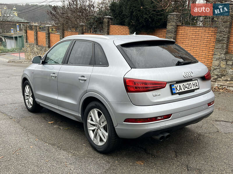 Внедорожник / Кроссовер Audi Q3 2017 в Киеве