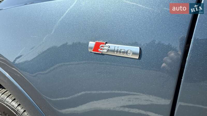 Позашляховик / Кросовер Audi Q3 2018 в Києві