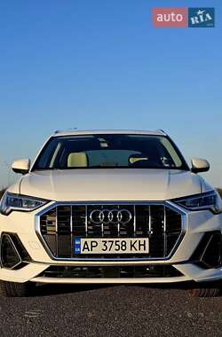 Позашляховик / Кросовер Audi Q3 2022 в Києві