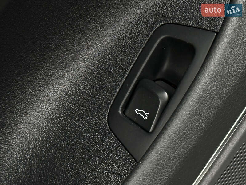 Внедорожник / Кроссовер Audi Q3 2016 в Дрогобыче