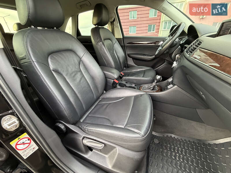 Позашляховик / Кросовер Audi Q3 2012 в Вінниці