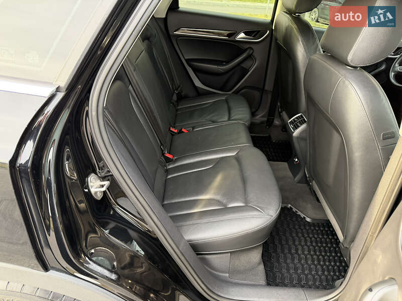 Позашляховик / Кросовер Audi Q3 2012 в Вінниці