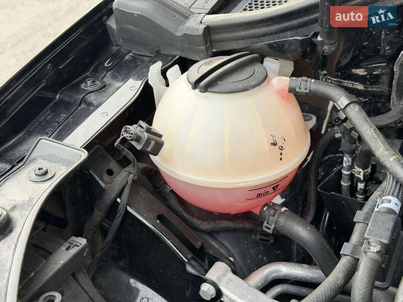 Позашляховик / Кросовер Audi Q3 2012 в Вінниці