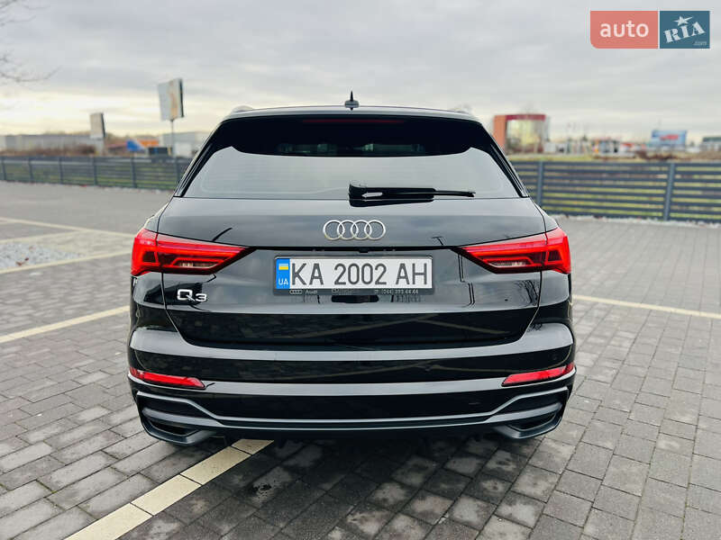 Позашляховик / Кросовер Audi Q3 2020 в Мукачевому