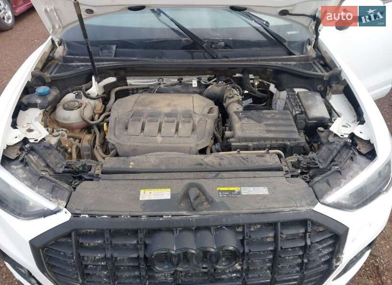 Позашляховик / Кросовер Audi Q3 2020 в Львові