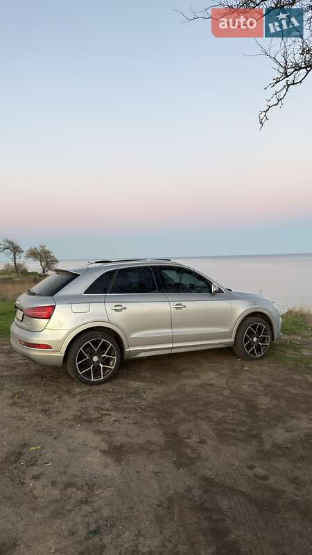 Позашляховик / Кросовер Audi Q3 2015 в Одесі