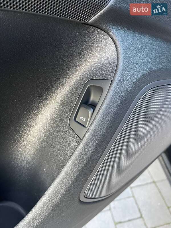 Позашляховик / Кросовер Audi Q3 2016 в Львові фото 14 Позашляховик / Кросовер Audi Q3 2016 в Львові