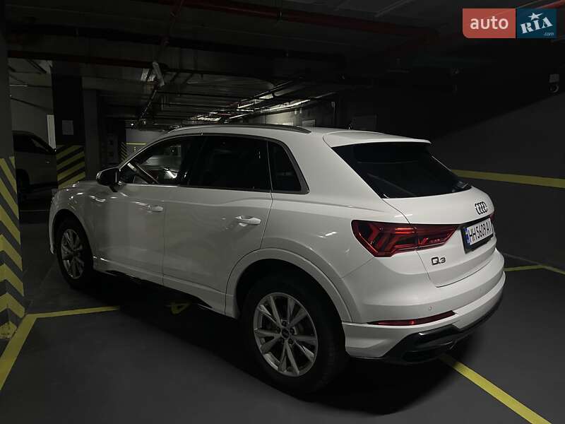 Внедорожник / Кроссовер Audi Q3 2022 в Одессе