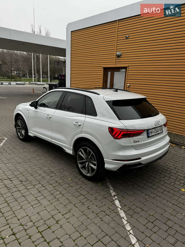 Внедорожник / Кроссовер Audi Q3 2021 в Одессе