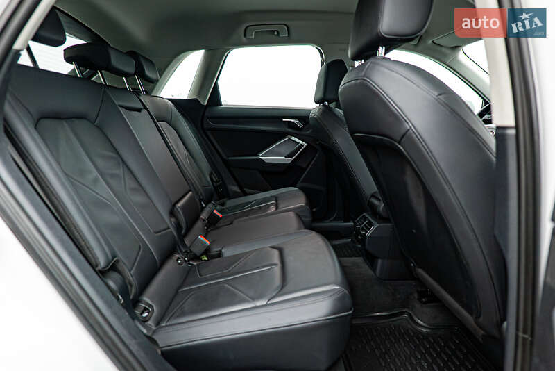 Внедорожник / Кроссовер Audi Q3 2021 в Киеве фото 21 Внедорожник / Кроссовер Audi Q3 2021 в Киеве