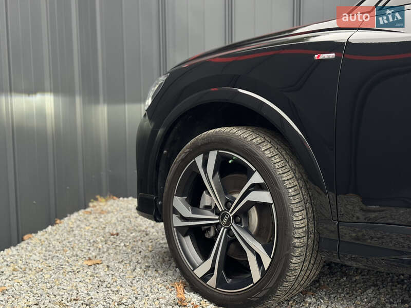 Внедорожник / Кроссовер Audi Q3 2022 в Луцке