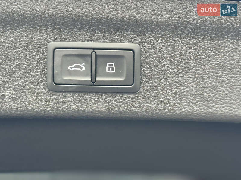 Внедорожник / Кроссовер Audi Q3 2022 в Луцке