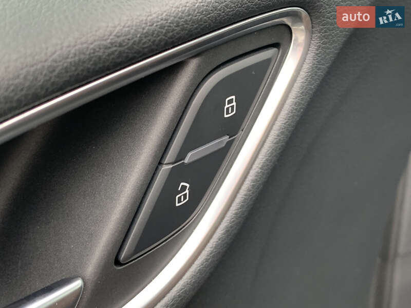 Внедорожник / Кроссовер Audi Q3 2016 в Ровно фото 25 Внедорожник / Кроссовер Audi Q3 2016 в Ровно