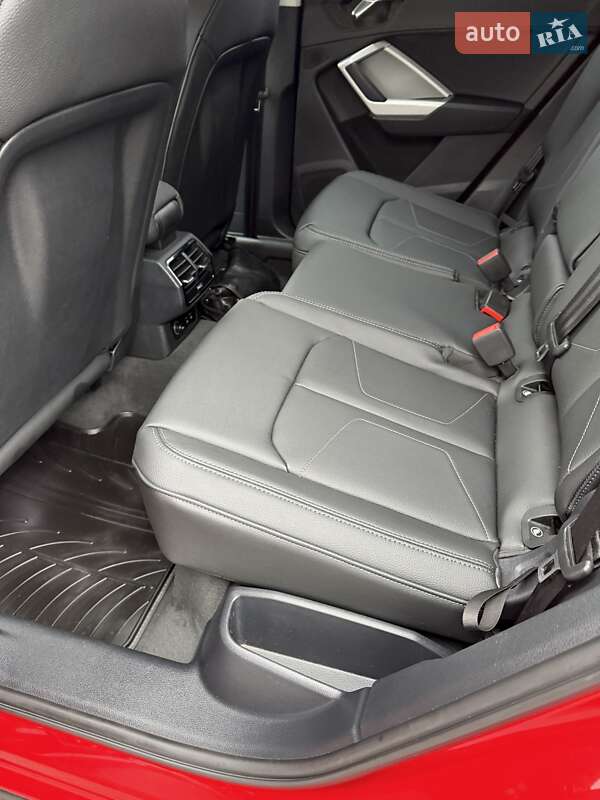 Внедорожник / Кроссовер Audi Q3 2021 в Киеве фото 51 Внедорожник / Кроссовер Audi Q3 2021 в Киеве