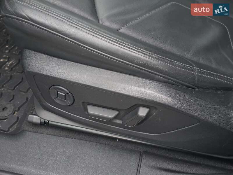 Внедорожник / Кроссовер Audi Q3 2019 в Тернополе