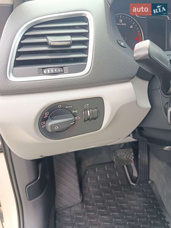 Внедорожник / Кроссовер Audi Q3 2012 в Коломые