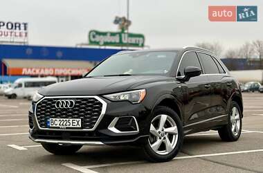 Внедорожник / Кроссовер Audi Q3 2019 в Львове