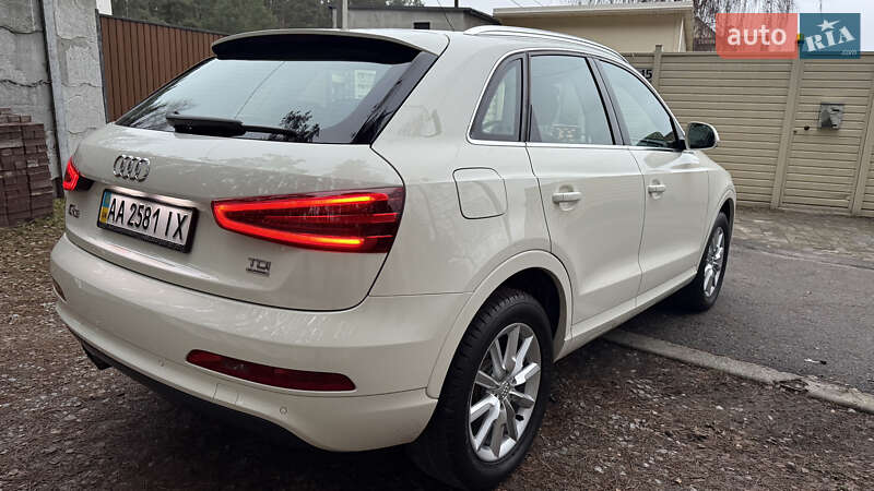 Внедорожник / Кроссовер Audi Q3 2013 в Киеве