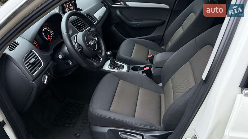 Внедорожник / Кроссовер Audi Q3 2013 в Киеве