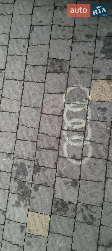 Внедорожник / Кроссовер Audi Q3 2020 в Стрые