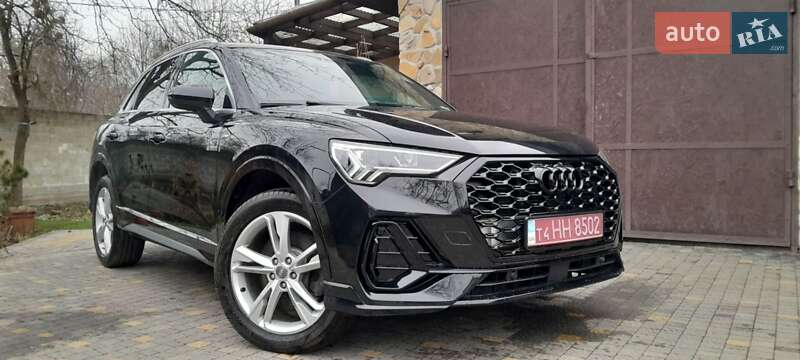 Внедорожник / Кроссовер Audi Q3 2020 в Стрые