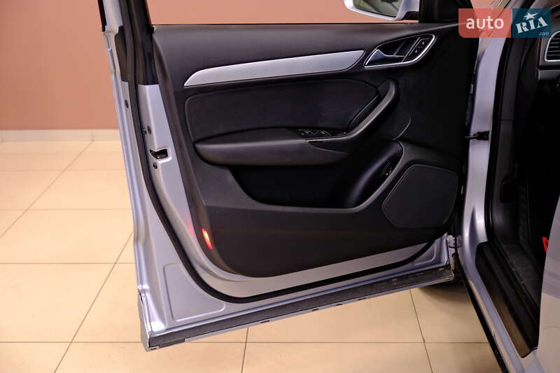 Внедорожник / Кроссовер Audi Q3 2015 в Одессе фото 28 Внедорожник / Кроссовер Audi Q3 2015 в Одессе