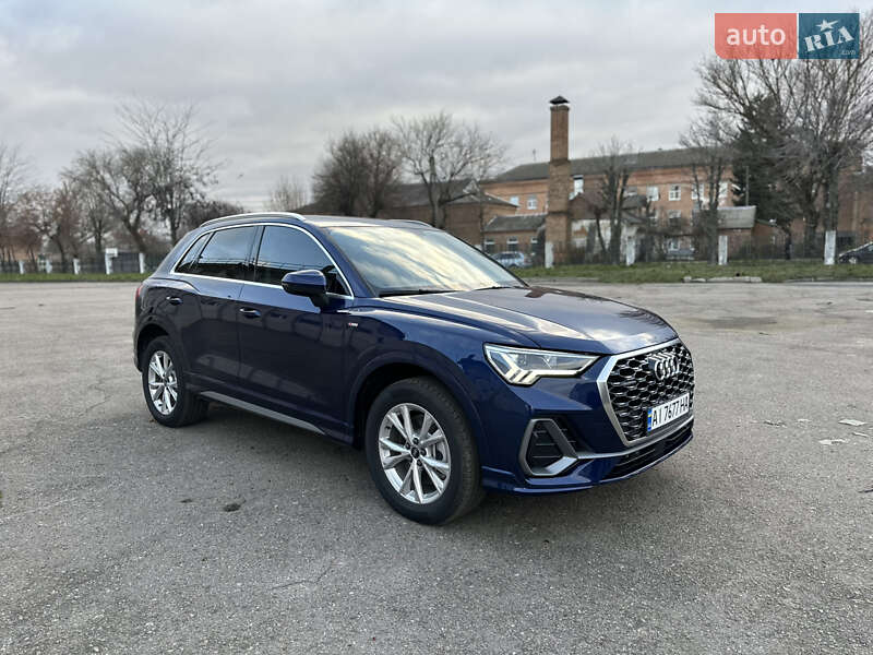 Внедорожник / Кроссовер Audi Q3 2024 в Белой Церкви