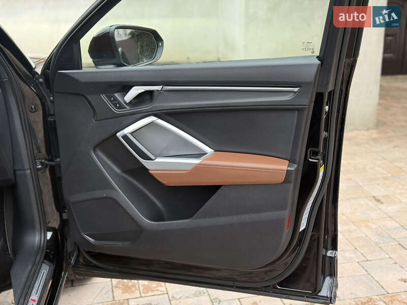 Внедорожник / Кроссовер Audi Q3 2020 в Стрые фото 42 Внедорожник / Кроссовер Audi Q3 2020 в Стрые