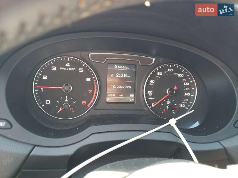 Внедорожник / Кроссовер Audi Q3 2016 в Полтаве