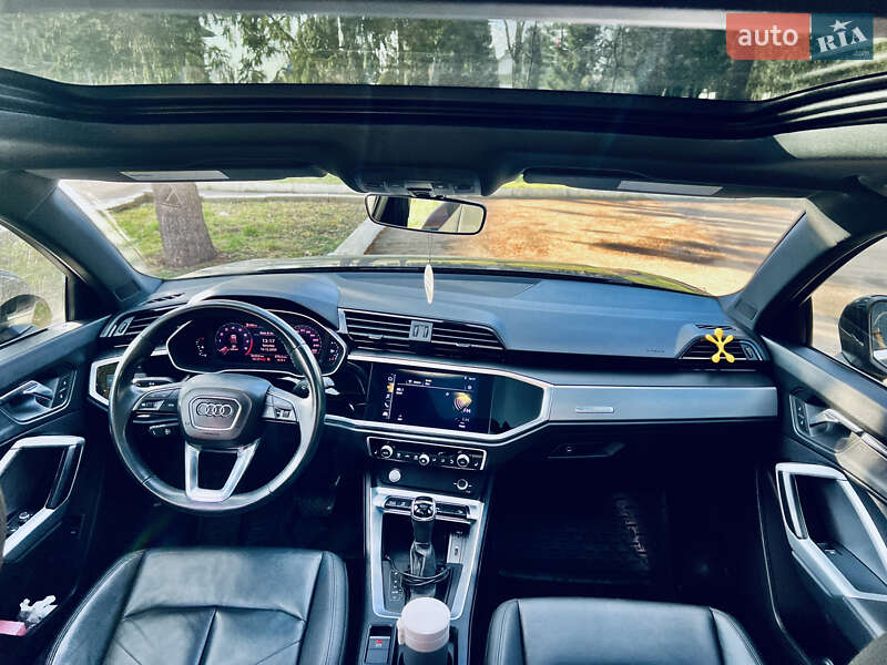 Внедорожник / Кроссовер Audi Q3 2019 в Львове фото 3 Внедорожник / Кроссовер Audi Q3 2019 в Львове