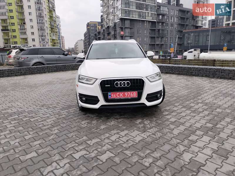 Внедорожник / Кроссовер Audi Q3 2014 в Львове