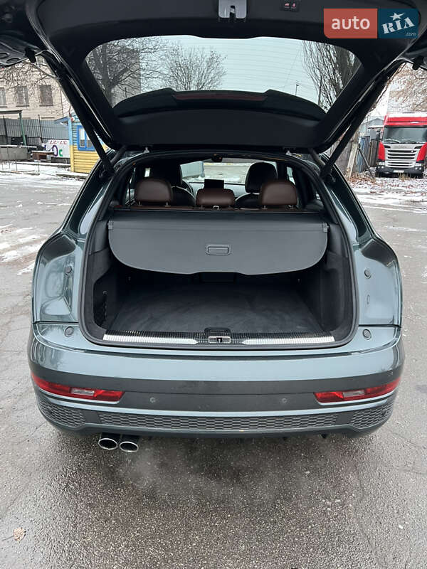 Внедорожник / Кроссовер Audi Q3 2018 в Киеве