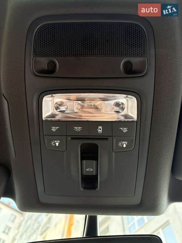 Внедорожник / Кроссовер Audi Q3 2018 в Ивано-Франковске фото 45 Внедорожник / Кроссовер Audi Q3 2018 в Ивано-Франковске