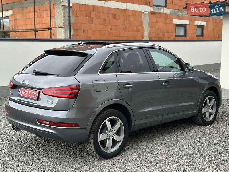 Внедорожник / Кроссовер Audi Q3 2014 в Ужгороде